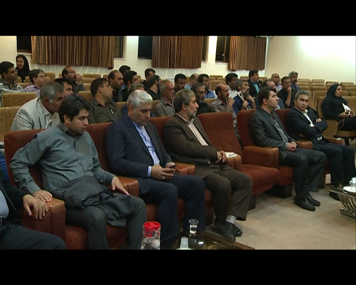 پیگیری مسائل و مشکلات کارگران به ویژه در حوزه معادن استان کرمان