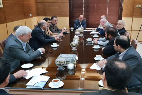 برطرف کردن چالش‌های جامعه کارگری قزوین برای رونق تولید