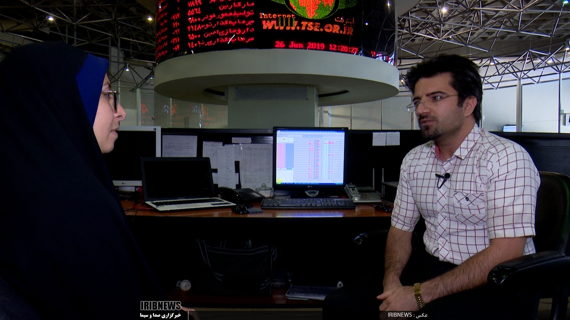 ضرورت شفافیت در تالار شیشه ای ضرورت شفافیت در تالار شیشه ای