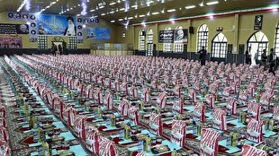 توزیع ۱۰ میلیون بسته کمکهای مومنانه در سراسر کشور توزیع ۱۰ میلیون بسته کمکهای مومنانه در سراسر کشور