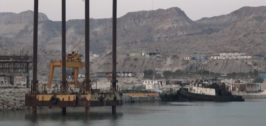 اولویت اشتغال جوانان بومی در دستور کار مدیران صنایع انرژی بر پارسیان باشد.