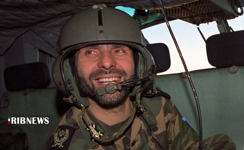 شهید «صیاد شیرازی» حلقه وصل و عامل اتحاد رزمندگان در دوران دفاع مقدس شد شهید «صیاد شیرازی» حلقه وصل و عامل اتحاد رزمندگان در دوران دفاع مقدس شد