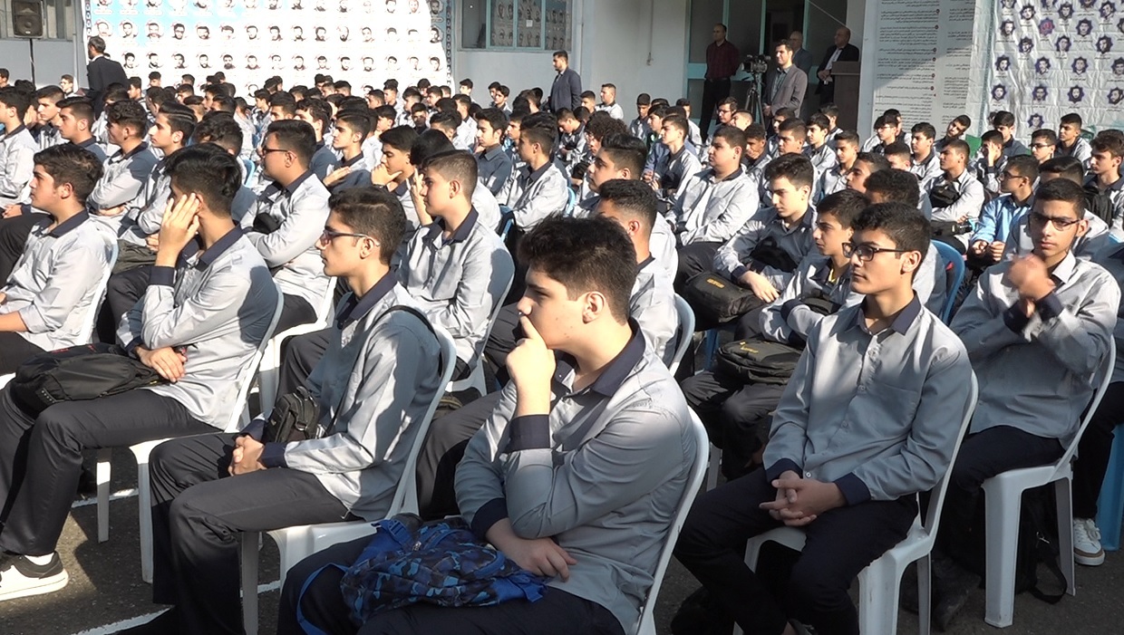 نواخته شدن زنگ «مهر و ایثار» در مدارس گیلان