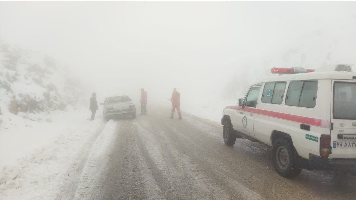 نجات جان ۳ مفقودی در کوهستان مالیموس شهرستان میرآباد 