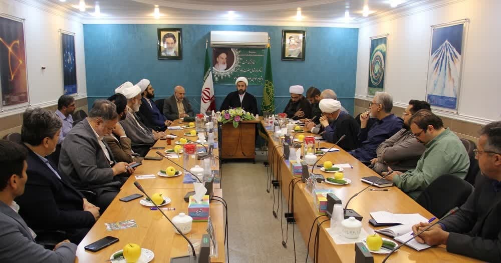 رسانهها نگذارند نقش محوری مردم قم در قیام ۱۵ خرداد کمرنگ شود رسانهها نگذارند نقش محوری مردم قم در قیام ۱۵ خرداد کمرنگ شود