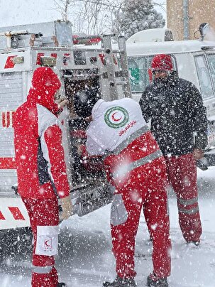 حضور نیرو‌های هلال احمر در جاده‌های خراسان جنوبی