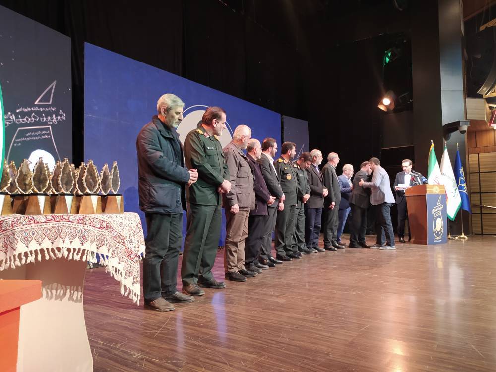 داوری ۳۰۰ اثر  از ایران و دیگر کشورها