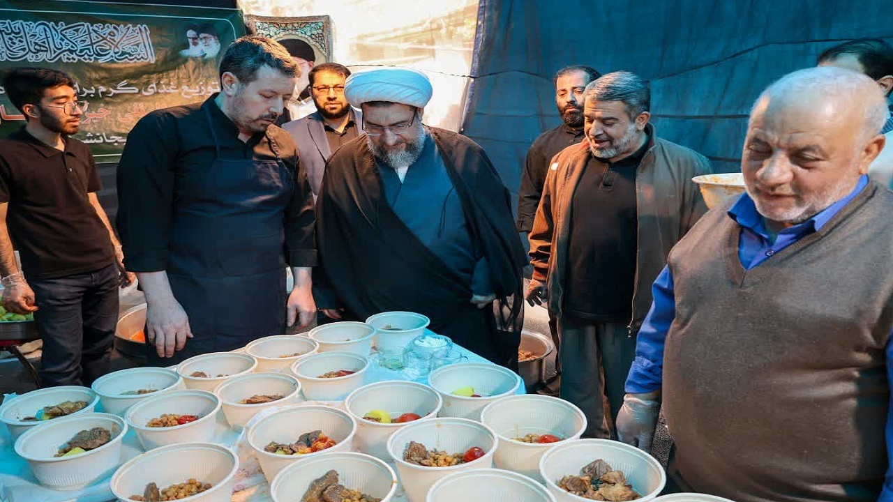 توزیع ۳۰۰۰ پرس غذای گرم در تبریز