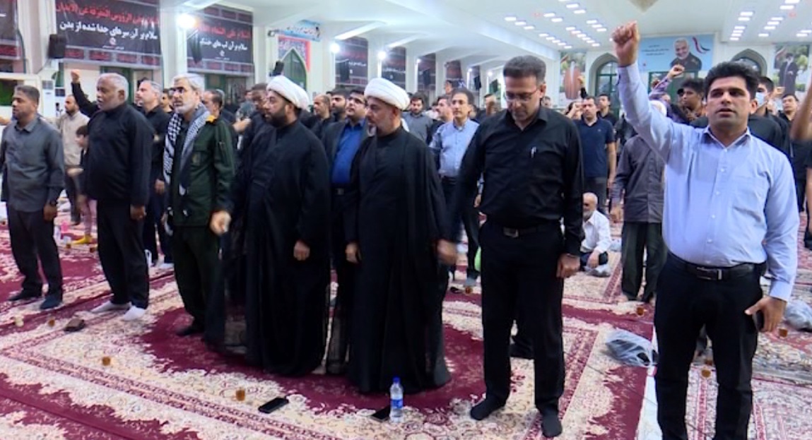 گرامیداشت یاد شهدای اقتدار در گلزار شهدای بندرعباس