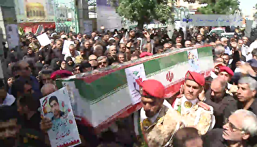 تشییع باشکوه پیکر مطهر دو شهید گلگون کفن در زنجان