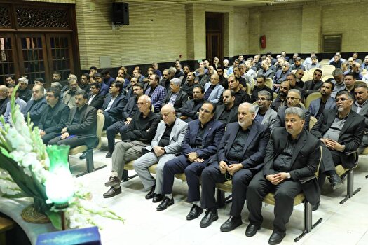 حضور وزیر نیرو در مراسم یادبود شهیده ندا رفیعی پارسا