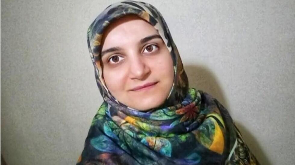 خواهر مهدیه اسفندیاری: منتظر برگزاری دادگاه خواهرم هستیم خواهر مهدیه اسفندیاری: منتظر برگزاری دادگاه خواهرم هستیم