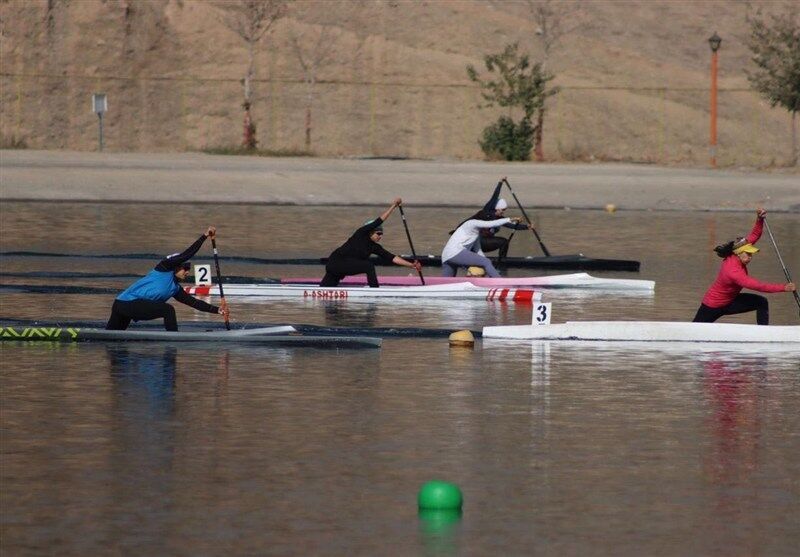 بانوی قایقران بوشهری جایگاه خود را در جمع مدال آوران ملی تثبیت کرد بانوی قایقران بوشهری جایگاه خود را در جمع مدال آوران ملی تثبیت کرد