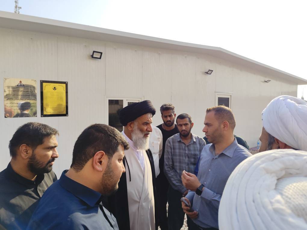 عیادت نماینده ولی فقیه در خوزستان از جوان حادثه دیده اهوازی عیادت نماینده ولی فقیه در خوزستان از جوان حادثه دیده اهوازی