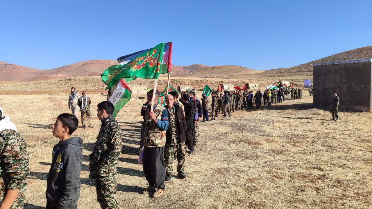 نمایش اقتدار بسیجیان تکاب در رزمایش الی بیت المقدس ۱۶