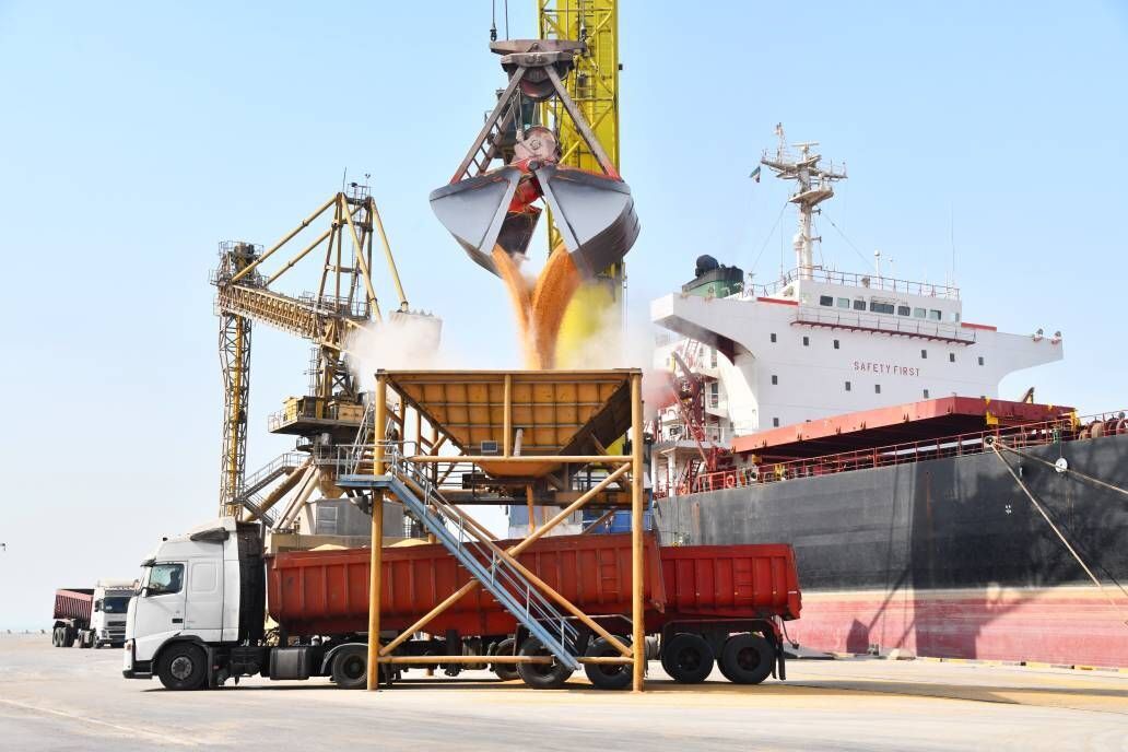 تخلیه و بارگیری کالا در بندر امام خمینی از ۳۲ میلیون تن گذشت