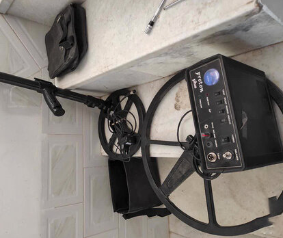 کشف دو دستگاه فلزیاب در شهربابک