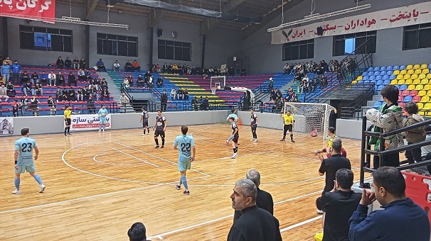 تساوی بهشتی سازه و پالایشگاه شازند در گرگان تساوی بهشتی سازه و پالایشگاه شازند در گرگان