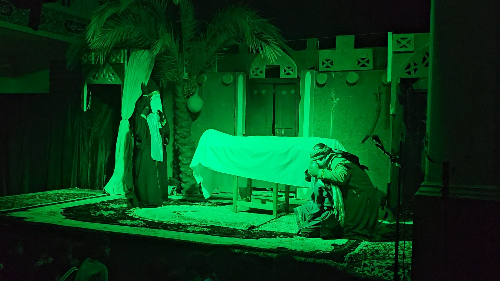 نمایش آیینی شهادت حضرت زهرا (س) در شهر شمیل نمایش آیینی شهادت حضرت زهرا (س) در شهر شمیل