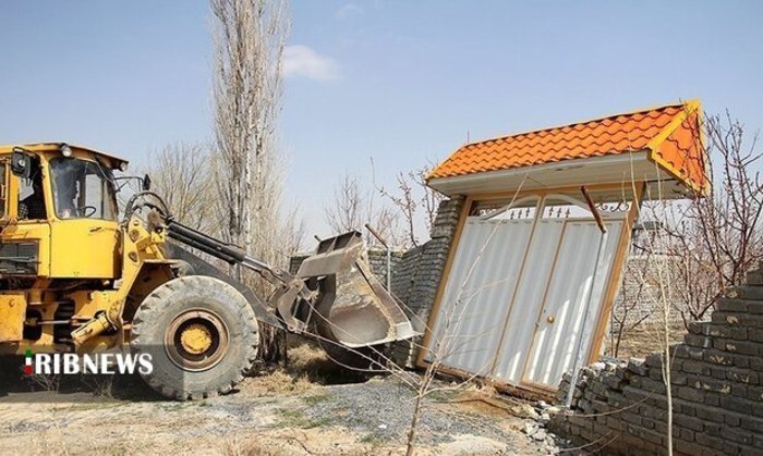 تخریب ساخت و ساز غیرمجاز در روستای سفیدان