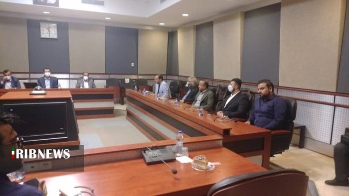 دیدار اعضای کمیسیون عمران مجلس با مدیرعامل سازمان منطقه آزاد کیش - عكس: هوشيار